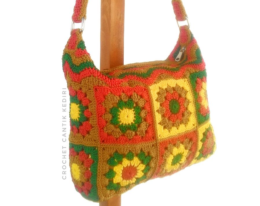 Granny Squares Shoulder Bag