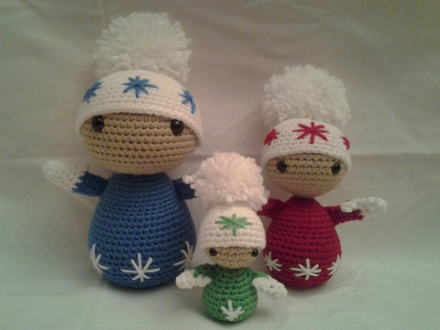 Blip, Red, Pip - The winter dolls