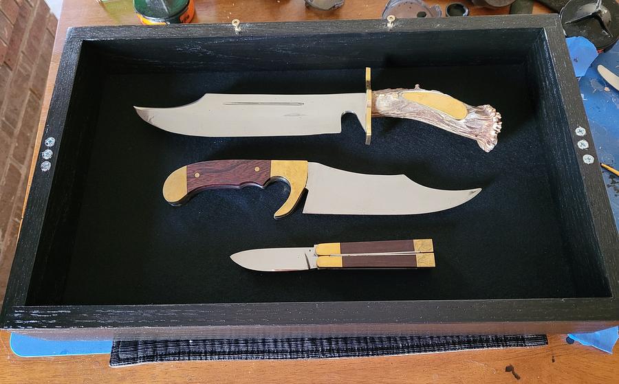 Knife display 