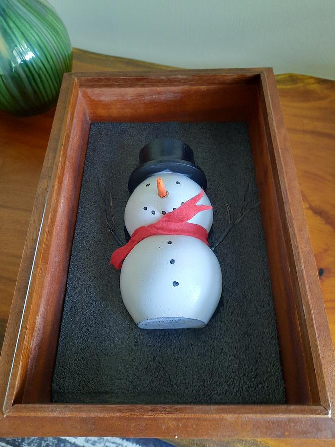 Snow man and presentation/storage box