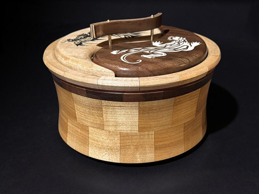 Yin/Yang Box