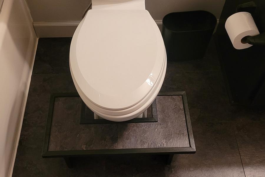 Toilet stools