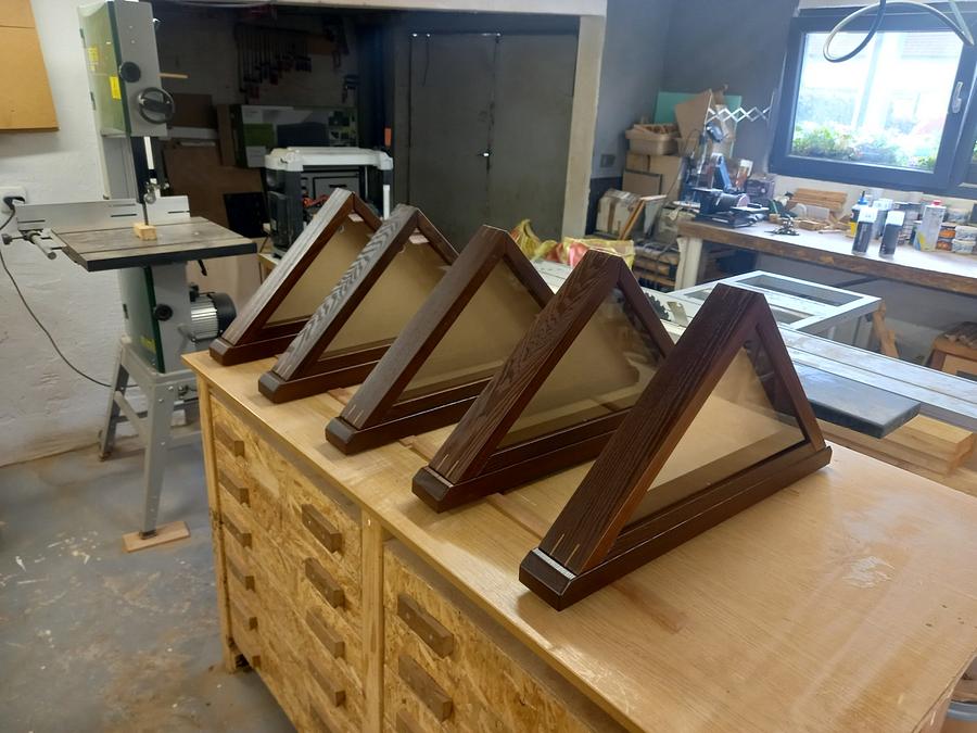 FLAG CASES