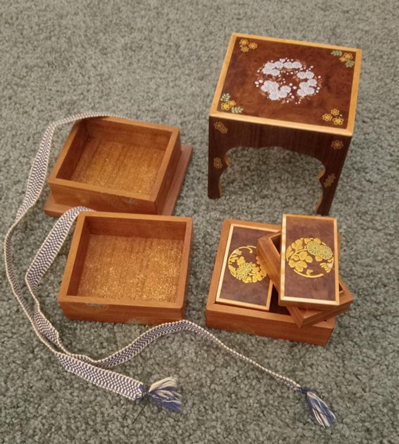 Japanese stacking storage box with cover - Ju Kobako