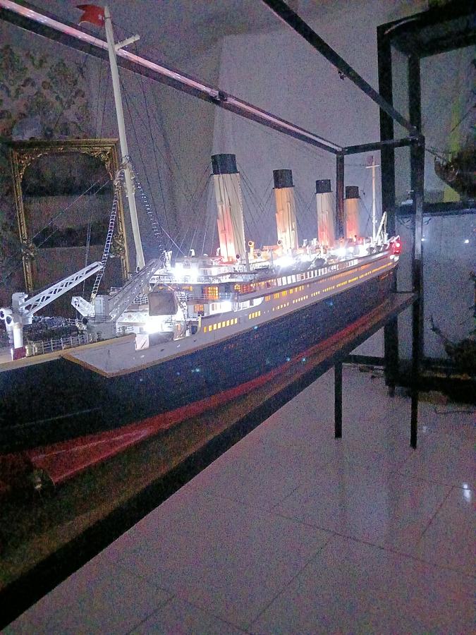TITANIC