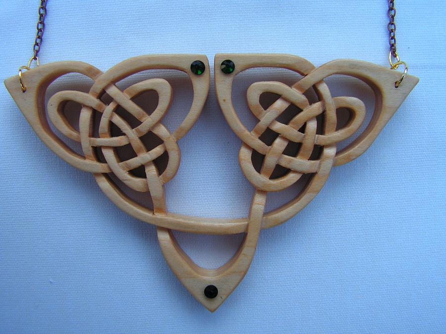 Curvy Celtic Pendant