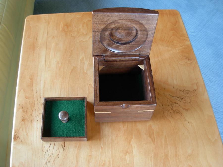 Floating Keepsake Box