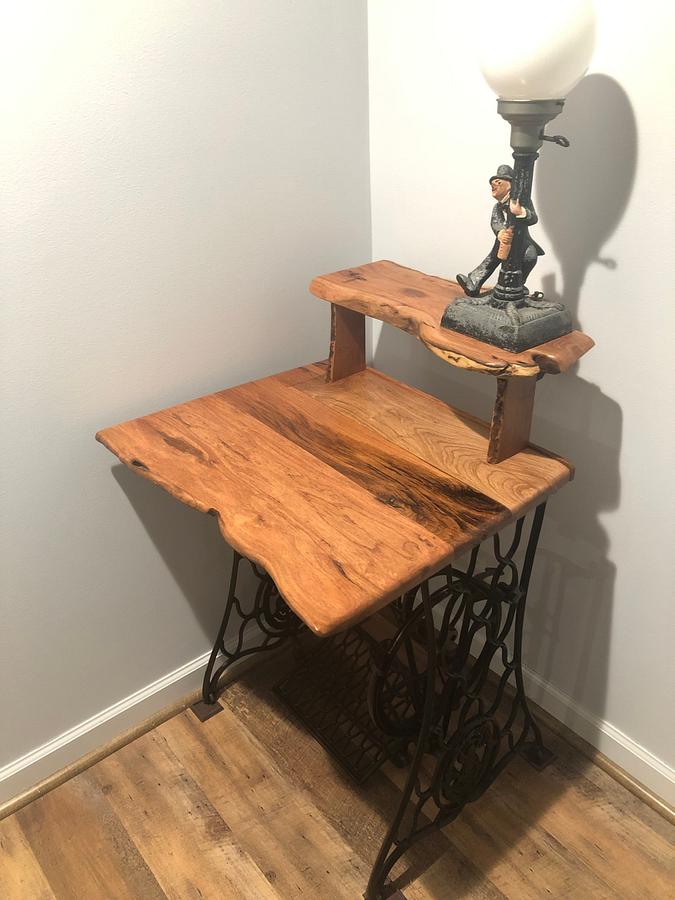 Mesquite Singer Base Desk