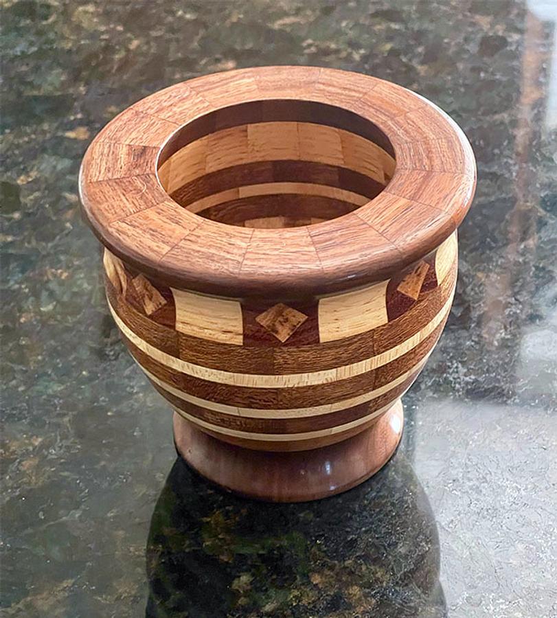 Small bowl w/Diamond Design