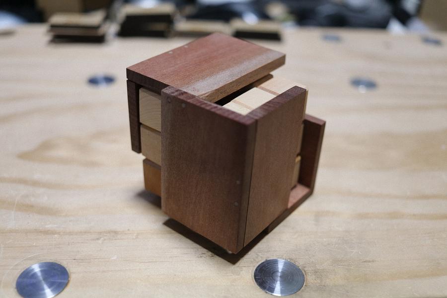 “Colliding Galaxies 2” Packing Puzzle.