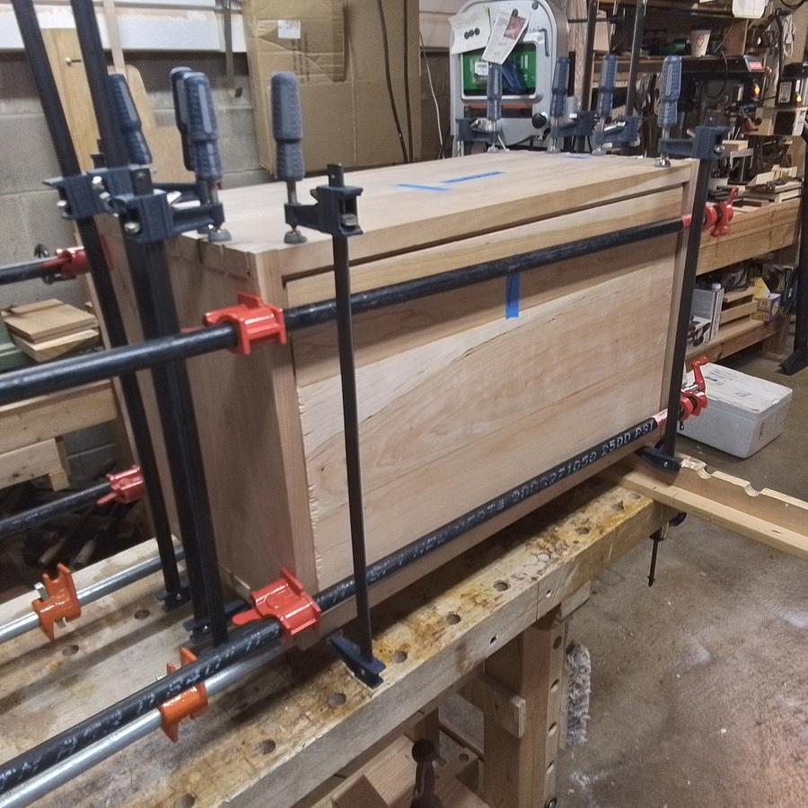 Blanket chest with sliding drawer
