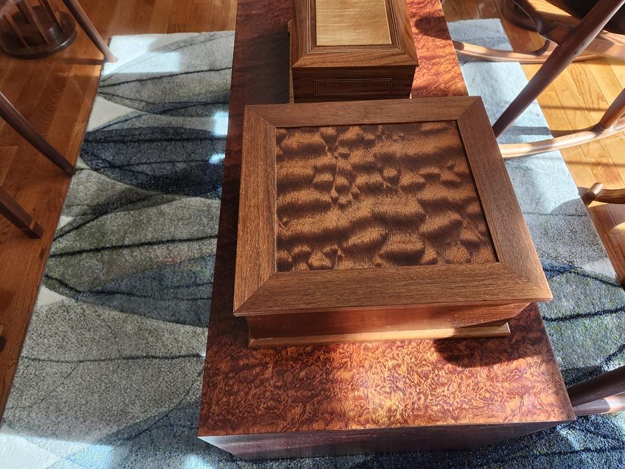 Wine display box
