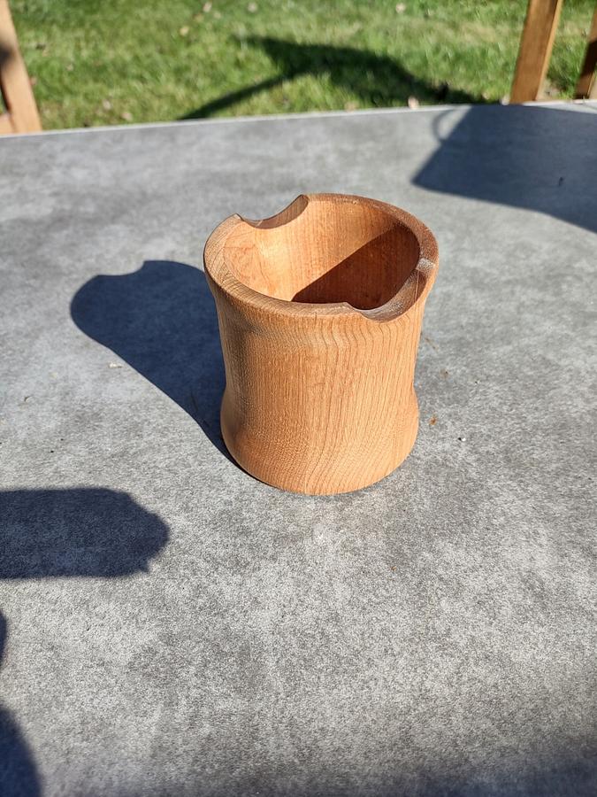 Ash tray