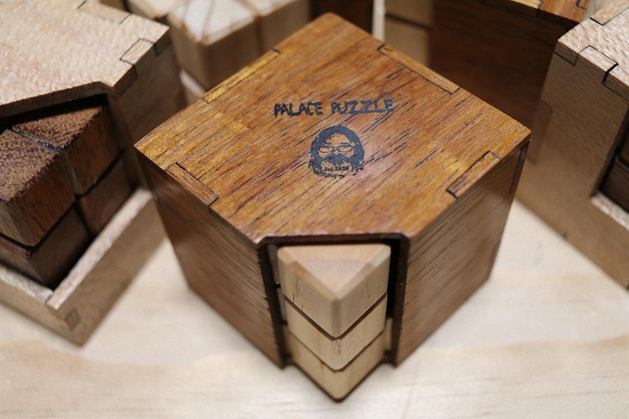 “Palace” packing Puzzle.