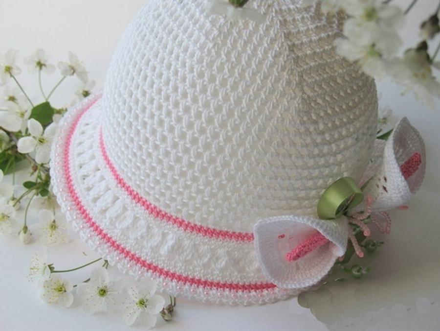 Summer baby hat with flower koala