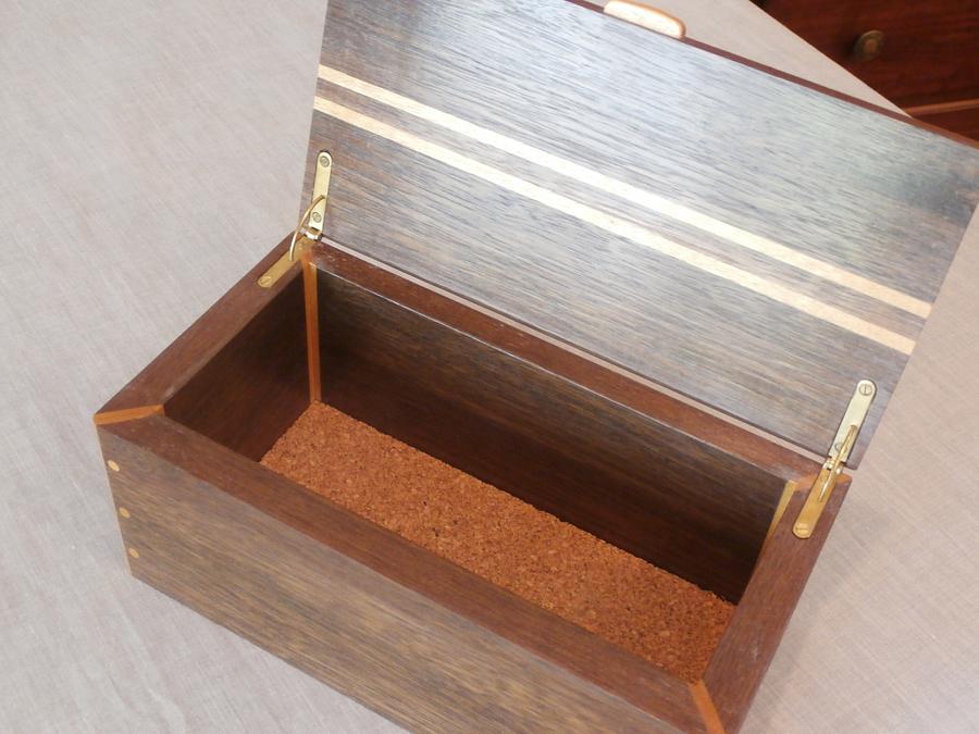Indian Laurel Box