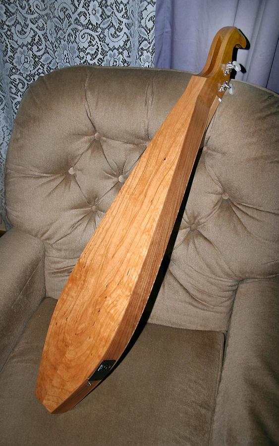 Curly Maple Mountain Dulcimer-Electric