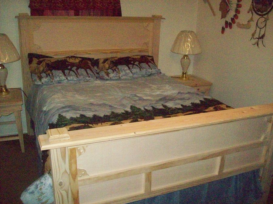 western bed finish with tables