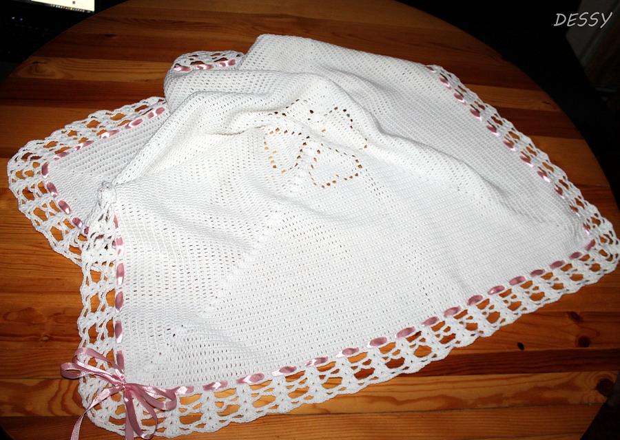 Baby blanket with hearts