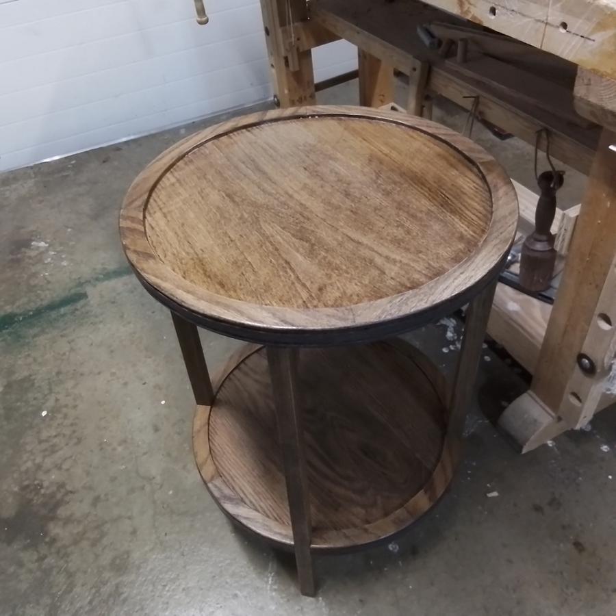 Accessory table.