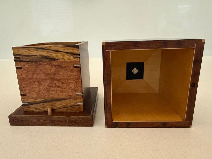 Desk box