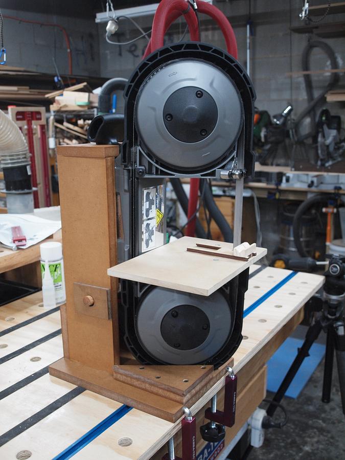 Portable Cordless Bandsaw Jig.