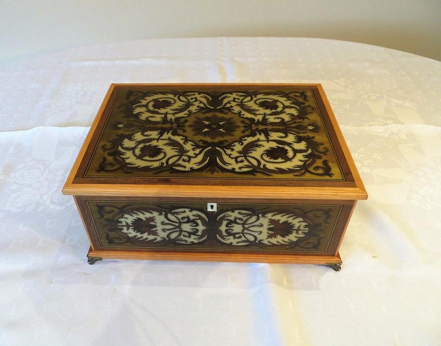 Martha - Boulle style marquetry box number 3