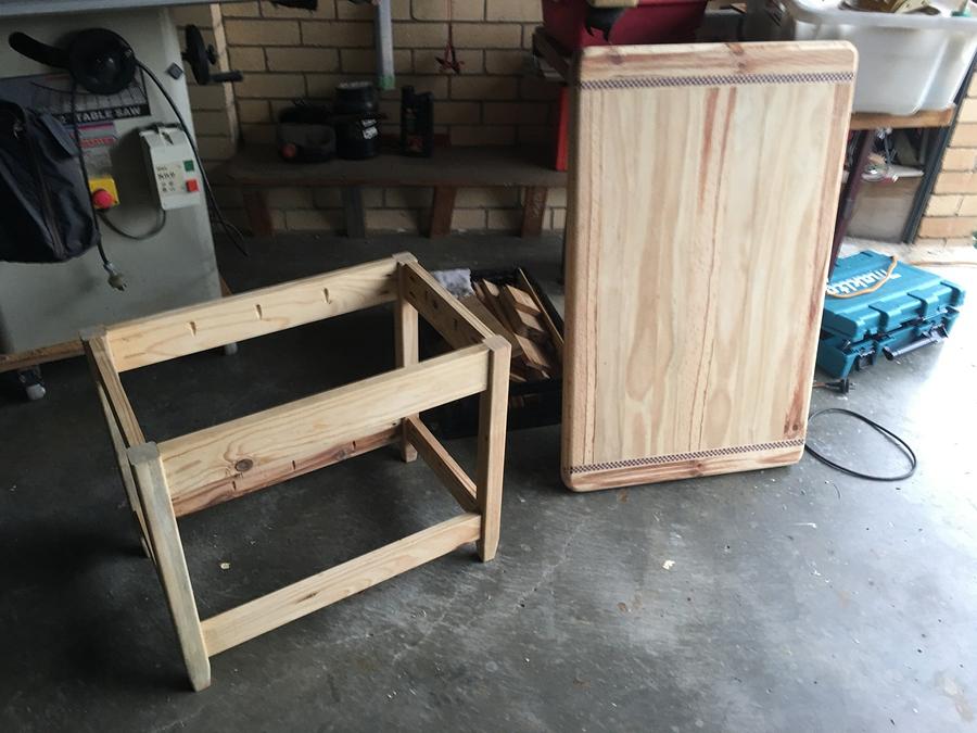 Sisters coffee table