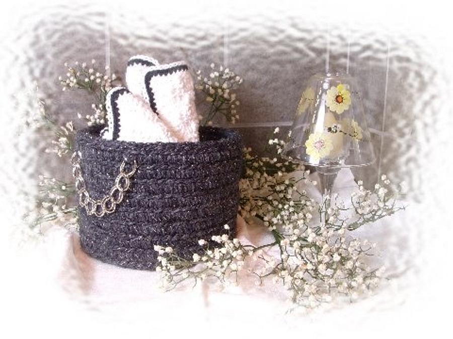 crochet basket