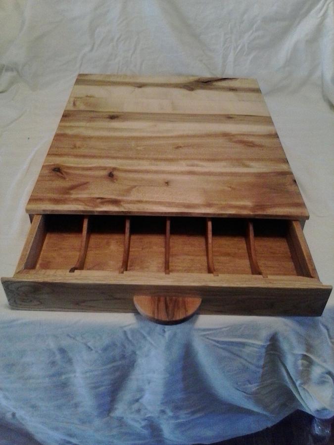 Very versatile wooden drawer