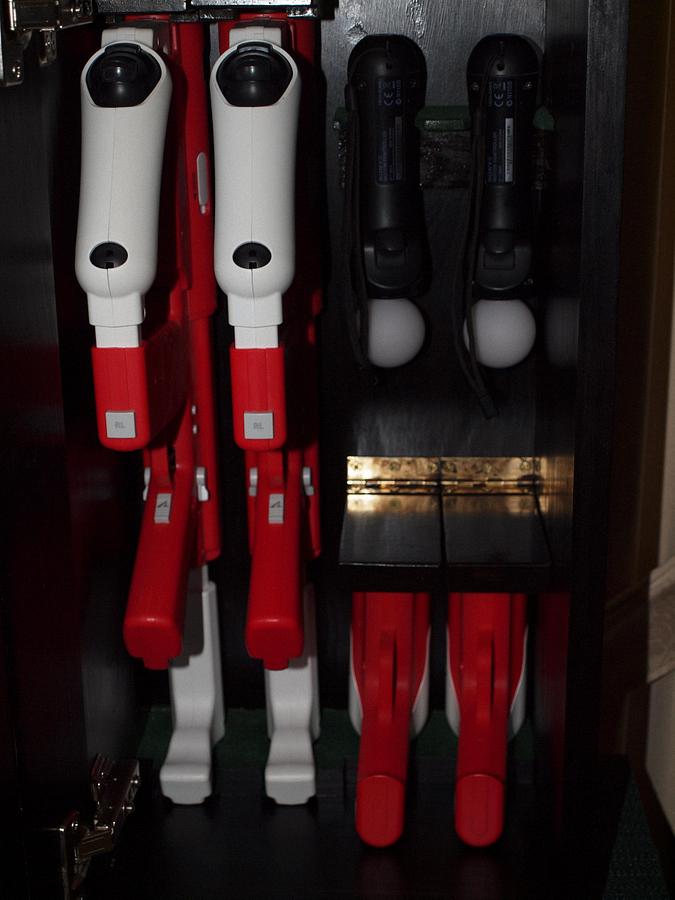 “RAY Gun” Cabinet.