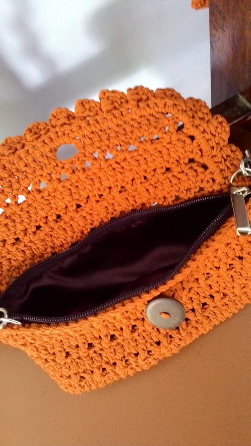 v-stitch small purse 