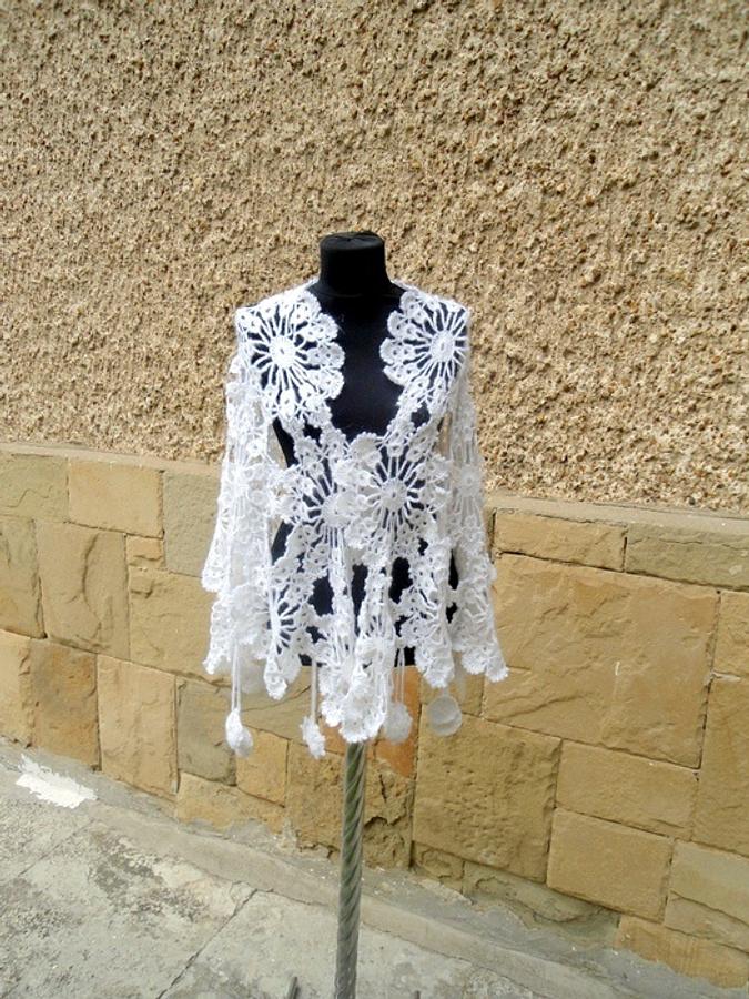 Wedding Shawl, Bridal White Shawl, Lace Bridesmaid Fashion, Crochet Wedding Cape