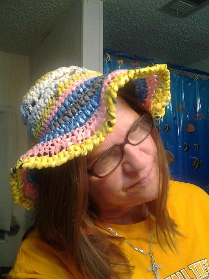 Plarn sun hat