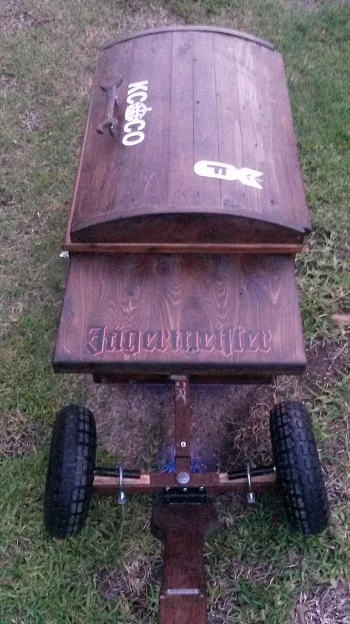 Personal ice chest