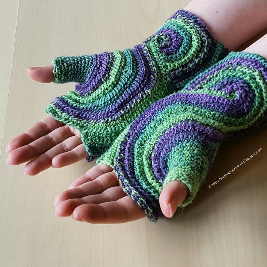 Octavo Fingerless Gloves