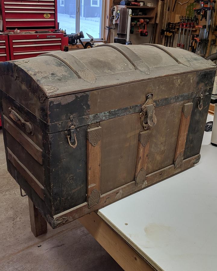 Stage coach Trunk