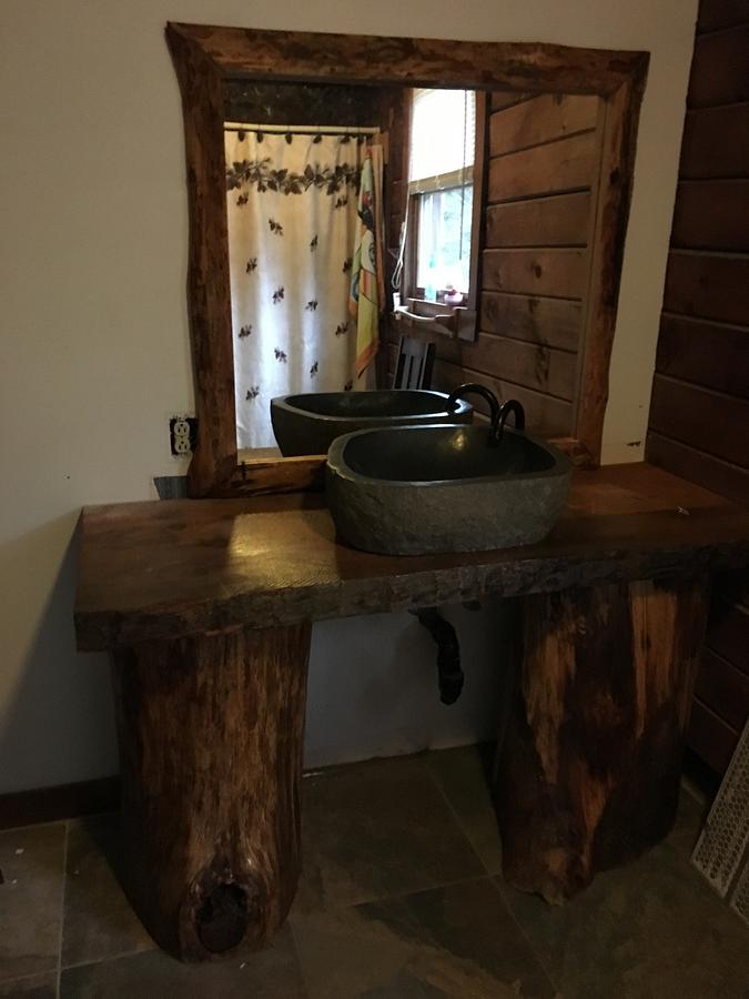 Bathroom vanity & Mirror