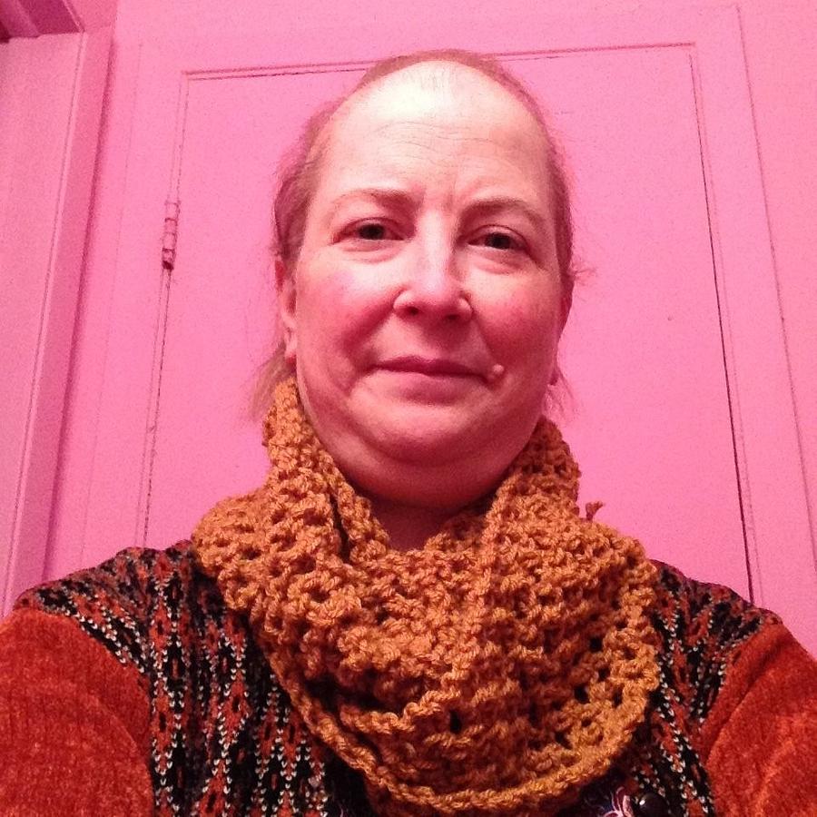 Simple Crochet Infinity Scarves Co-designed With Mom
