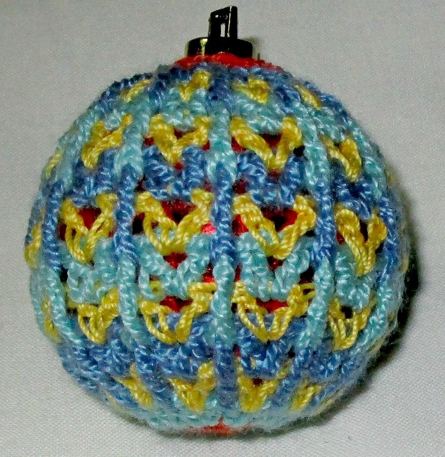 Christmas Bauble Free Pattern