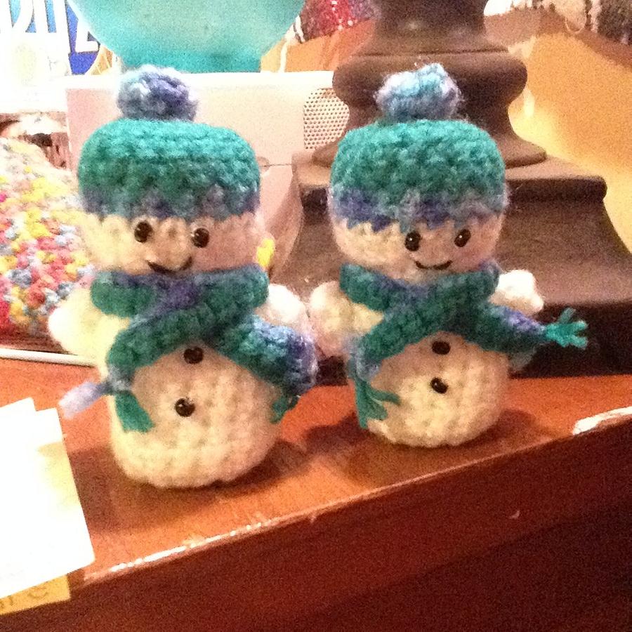 mini snowmen