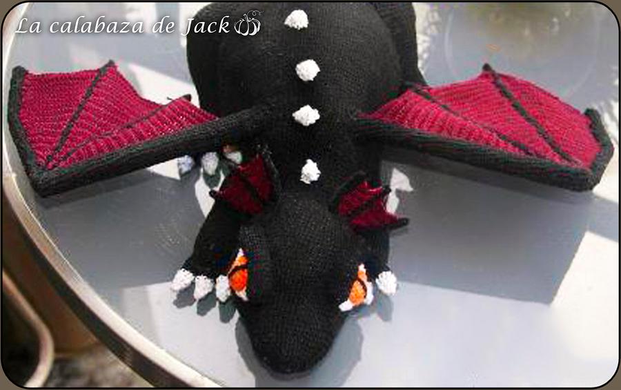 Black Crochet Dragon - La Calabaza de Jack