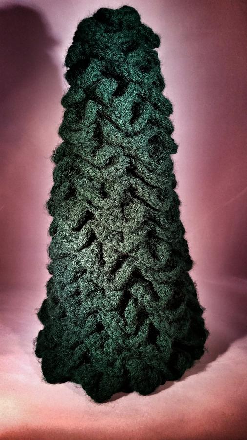 Crocodile Stitch Christmas Tree