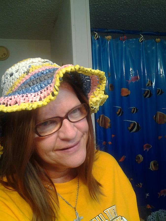 Plarn sun hat