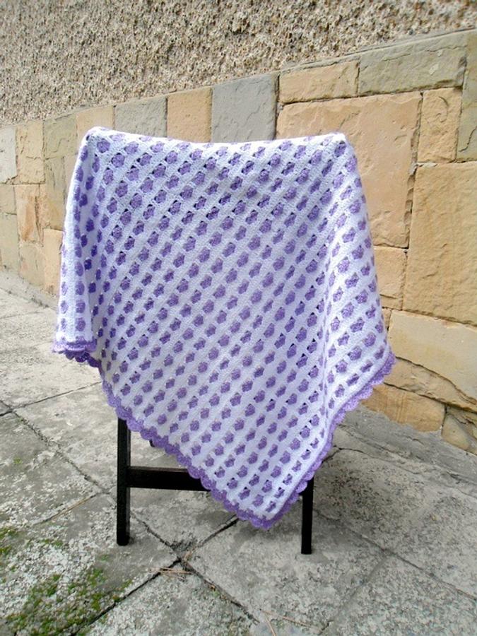 Heart Baby Blanket, Crochet Baby Blanket, Baby Shower Gift, White and Purple Baby Blanket