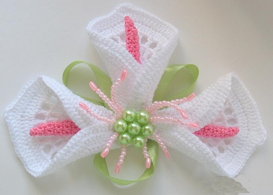 Baby hat with flower koala