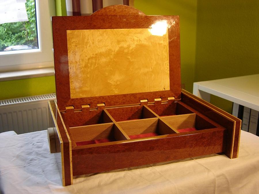 Wooden case with marquetry