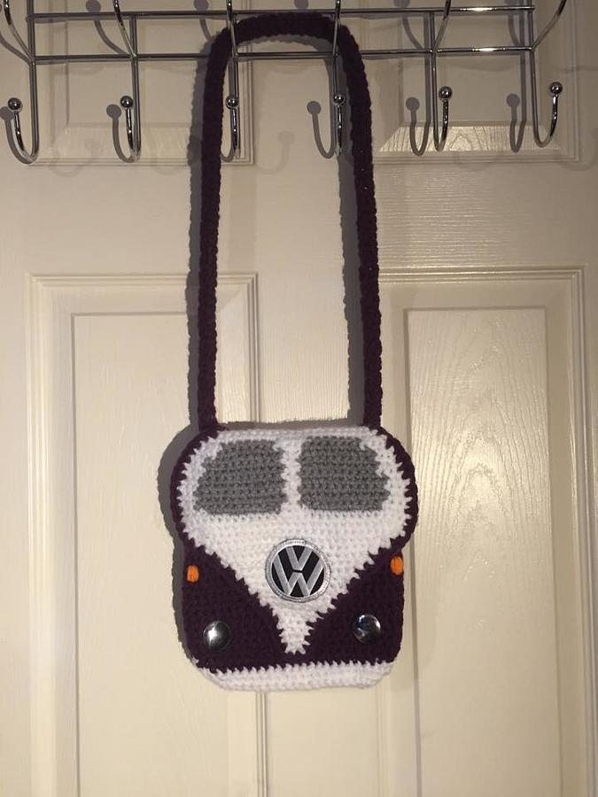 VW Shoulder bag - purple