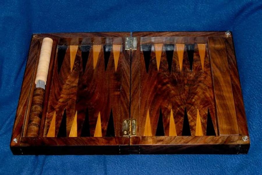 Backgammon set