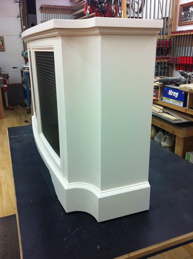 Bow front radiator cover